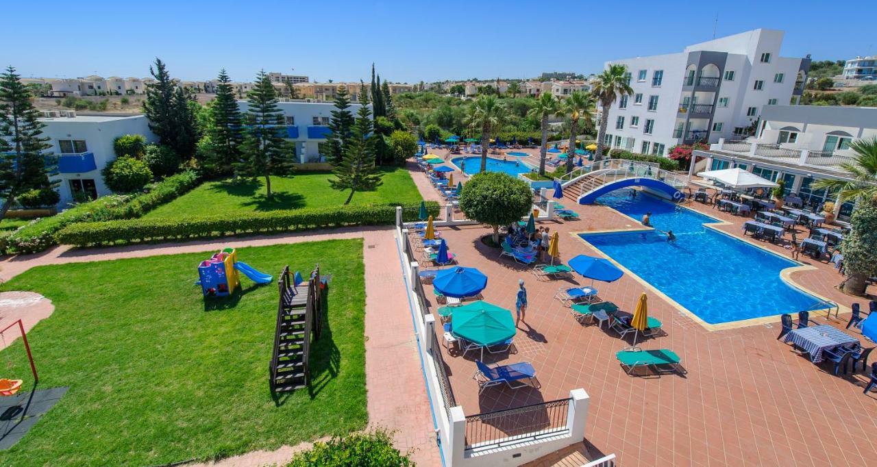 Paramount Hotel Apartments Protaras Exterior foto