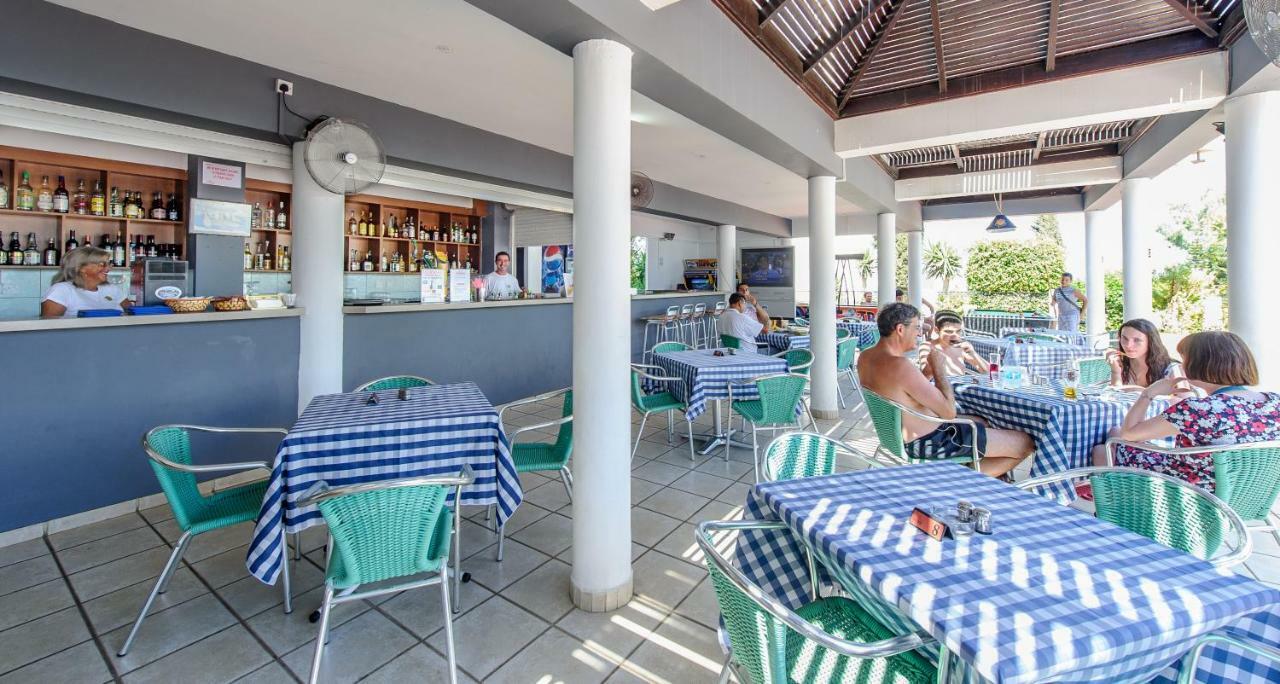 Paramount Hotel Apartments Protaras Exterior foto